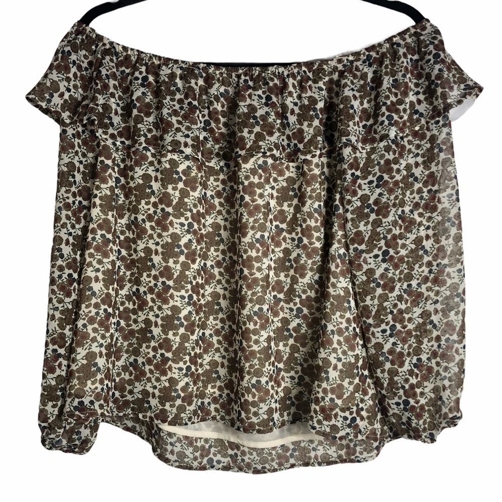 J.O.A. Off the Shoulder Top Cottagecore Size Med
